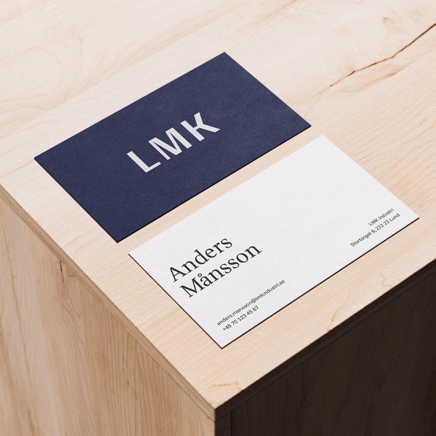 LMK-Kolossal-Visitkort